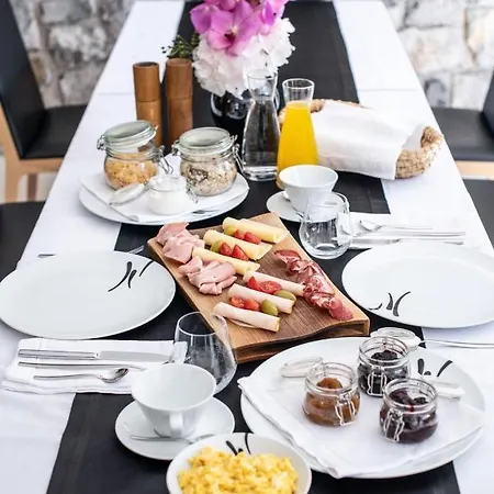 Skrabceva Domacija 4*