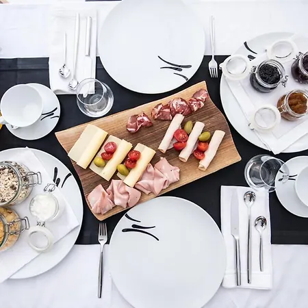 Skrabceva Domacija بيت ضيافة 4*